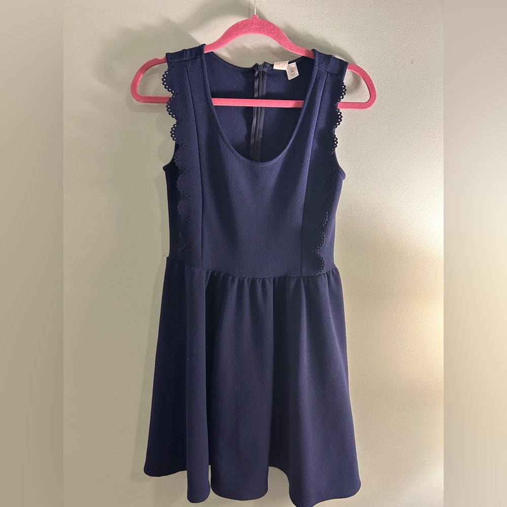 Francesca’s navy blue dress